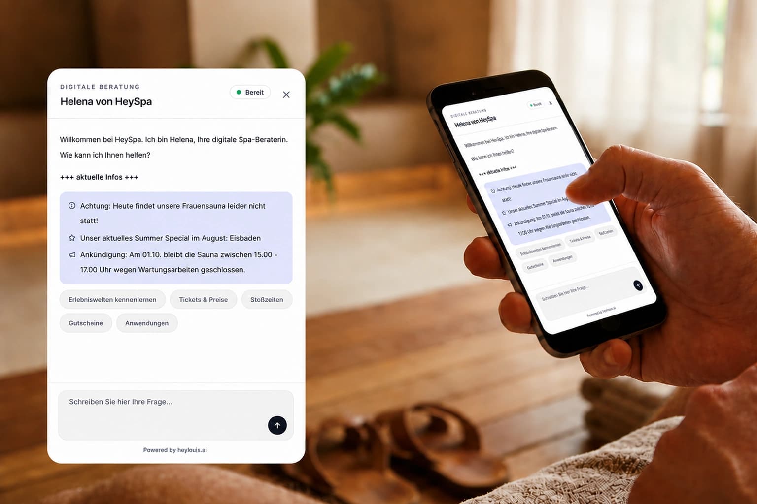 Ein Gast hält ein Smartphone mit HeyLouis Chat AI; daneben zeigt ein Chat-Fenster aktuelle Hinweise für Thermengäste.